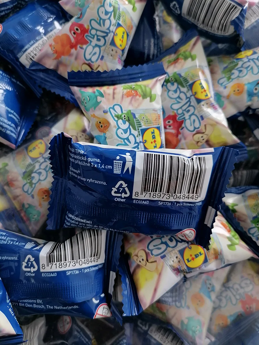 Cute Coles Stikeez Lidl Figure - Kids Toys Kitchen recensione e prezzo